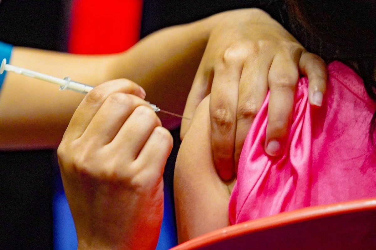 Mayor Zamora leads World Immunization Week 2026 in San Juan, launching the “Ligtas Tigdas” campaign and ceremonial vaccination with the Department of Health, promoting stronger protection and accessible vaccines for all.(John Louie Abrina)