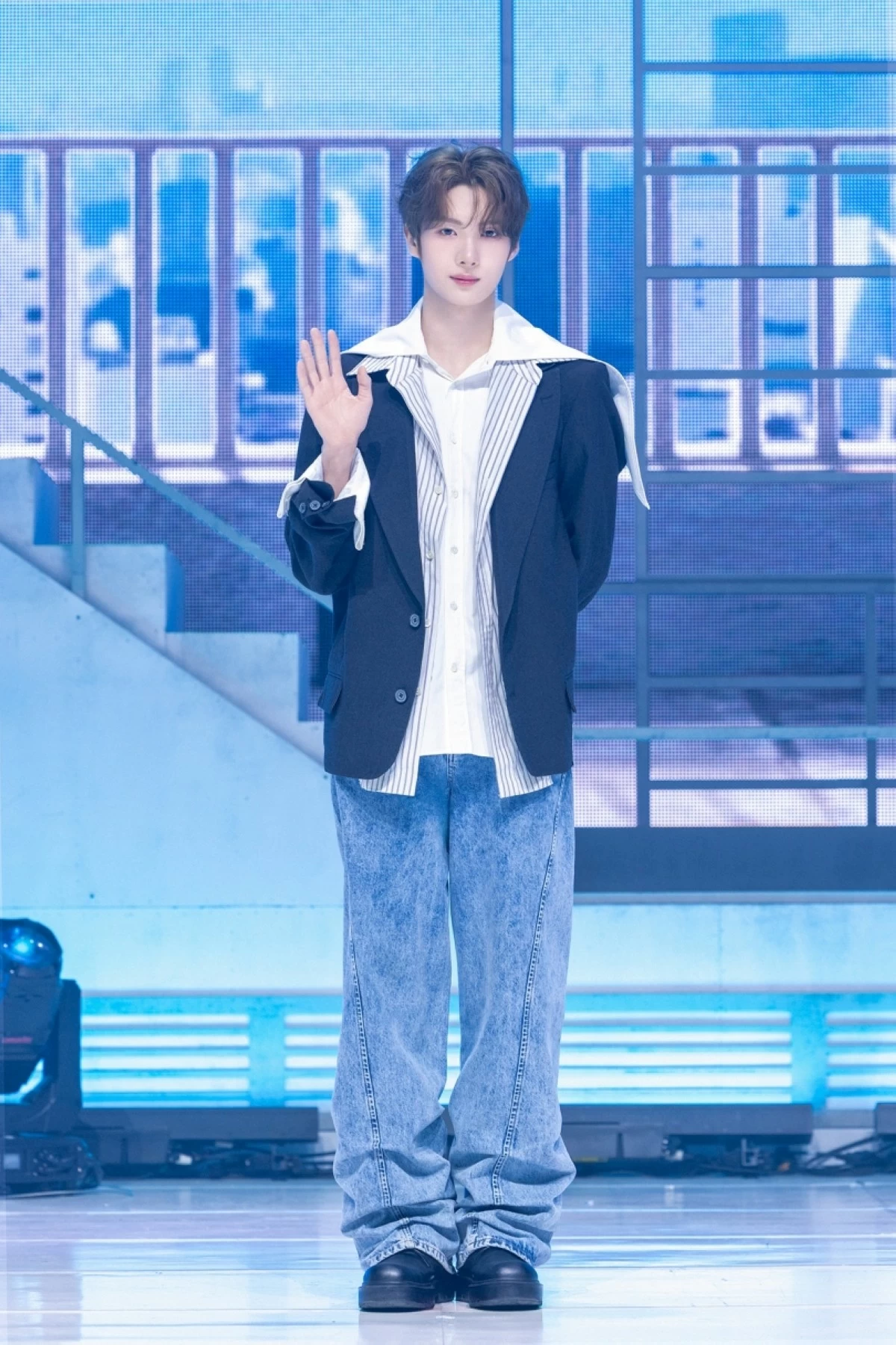 TWS' Youngjae (Pledis Entertainment) 