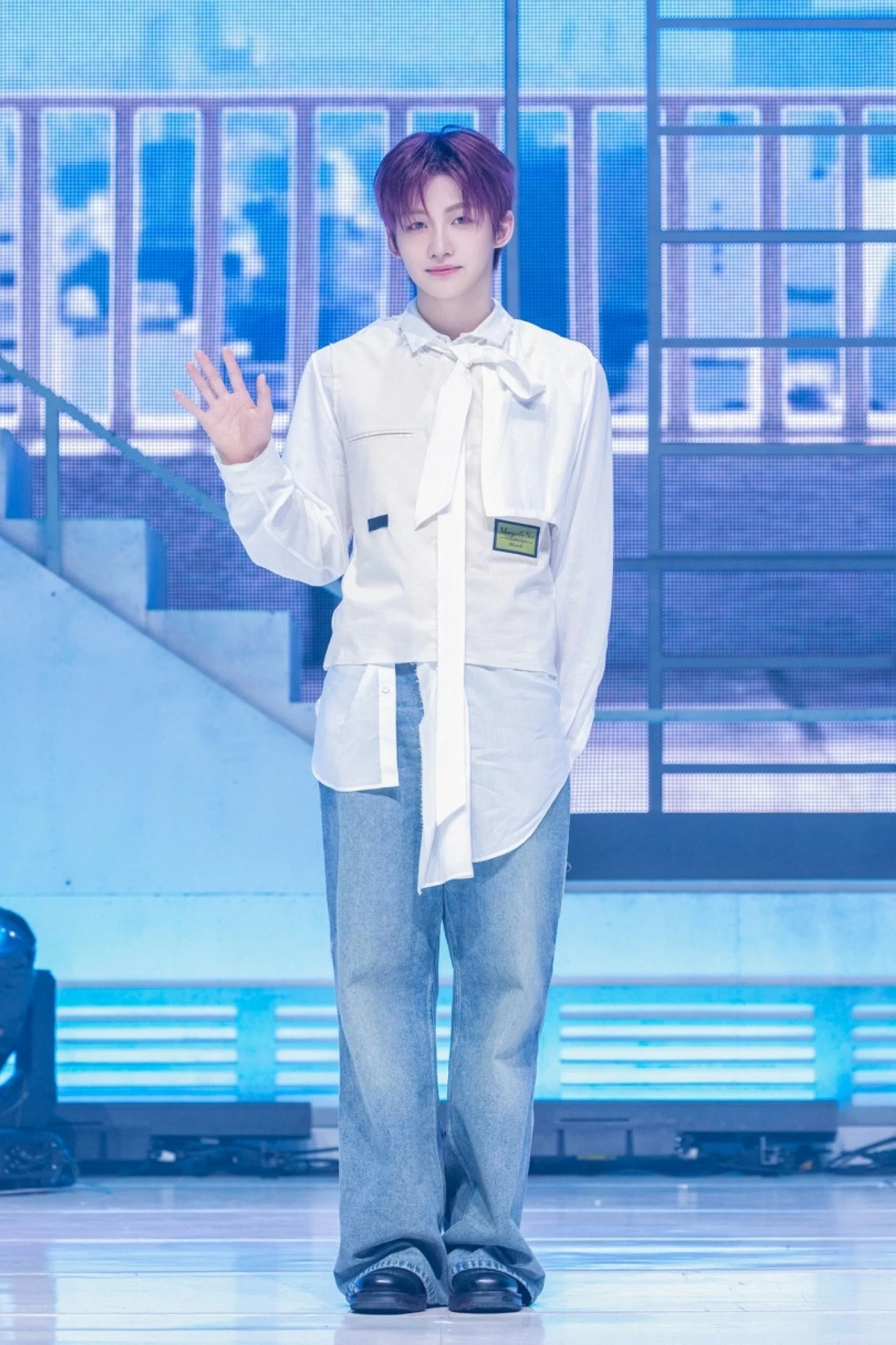 TWS' Jihoon (Pledis Entertainment) 