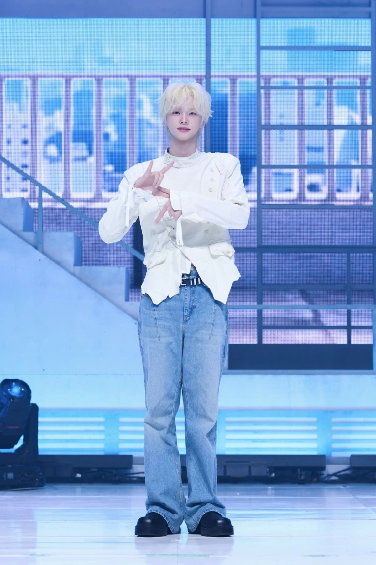 TWS' Shinyu (Pledis Entertainment) 