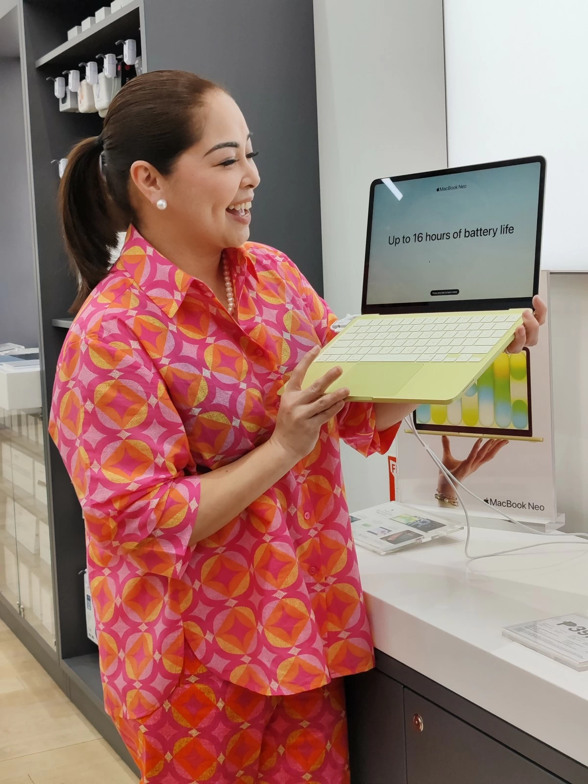 Angelu de Leon experience the MacBook Neo firsthand at the launch.