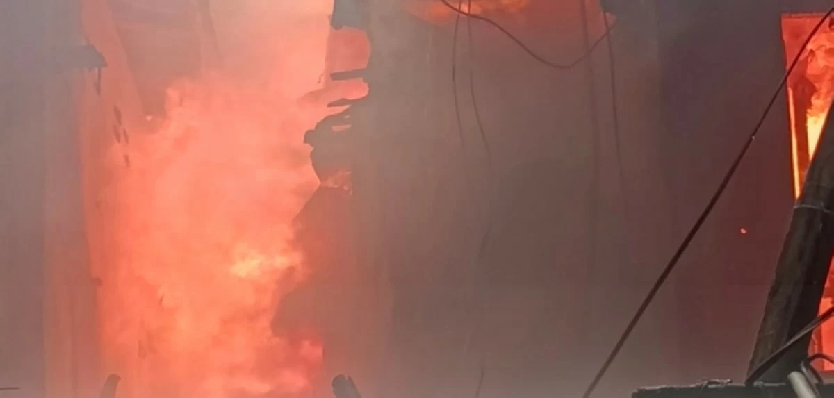 The fire in Sucat, Muntinlupa on April 29 (Photo from the Muntinlupa City Department of Disaster Resilience and Management)