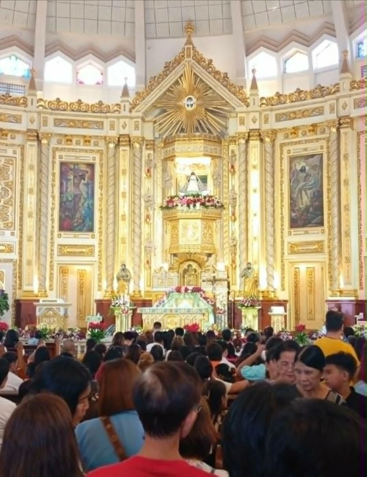 The main altar of the Antipolo Cathedral with the centuries old image of the Our Lady of Peace and Good Voyage at the center (photo by Nel Andrade)