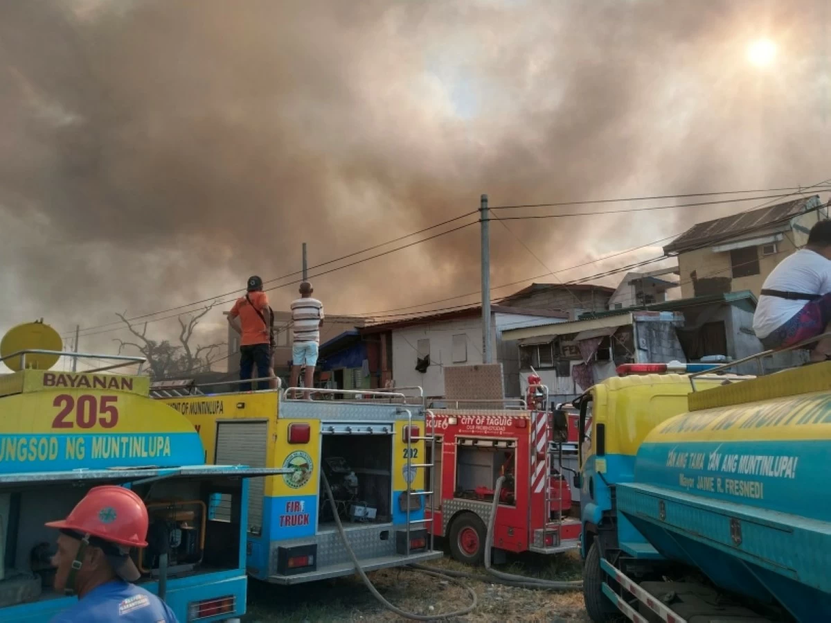 The fire in Barangay Sucat, Muntinlupa, on April 29 (Photo from the Muntinlupa City Fire Station)