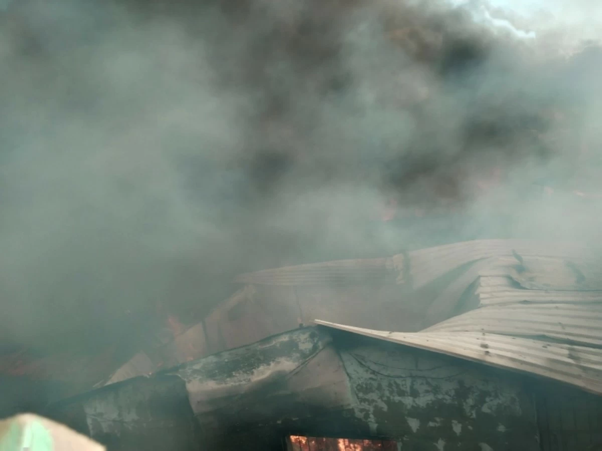 The fire in Barangay Sucat, Muntinlupa, on April 29 (Photo from the Muntinlupa City Fire Station)