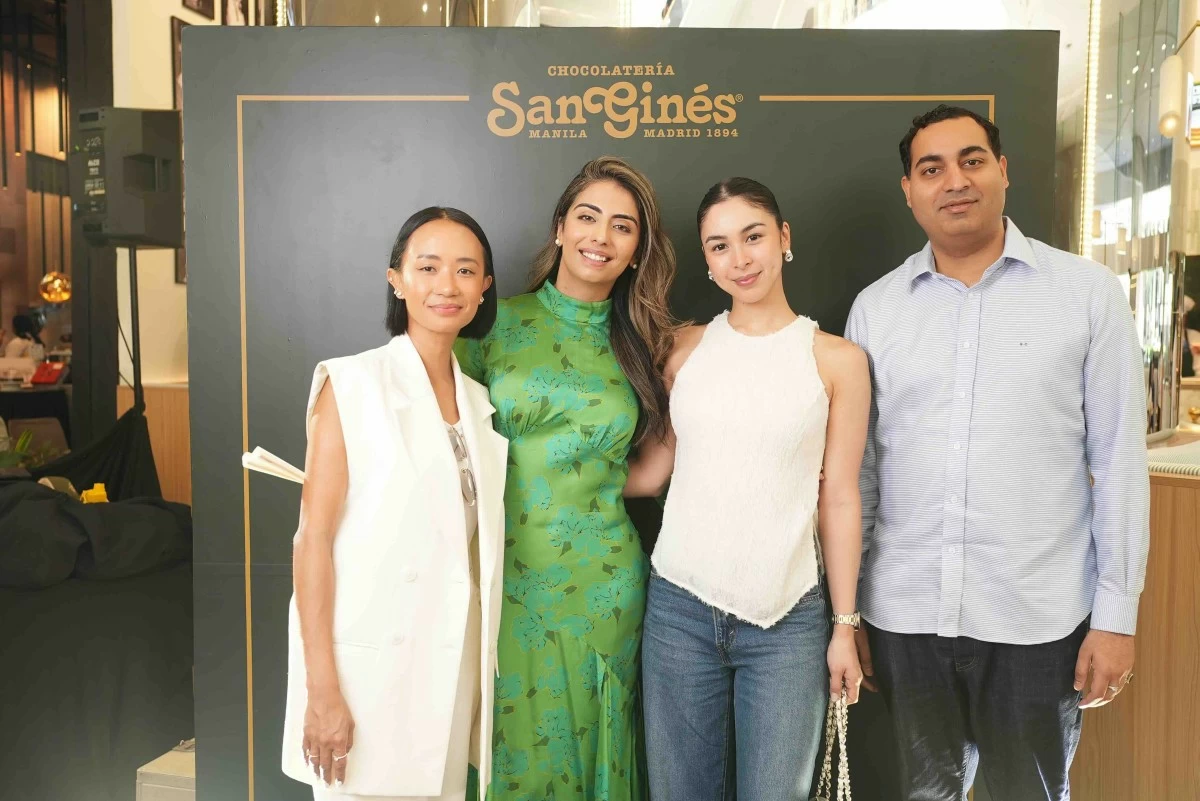 San Gines Manila CEO Shaan Chainani (rightmost) with family and other VIPs at the San Ginés Manila opening (Photos: San Gines Manila)