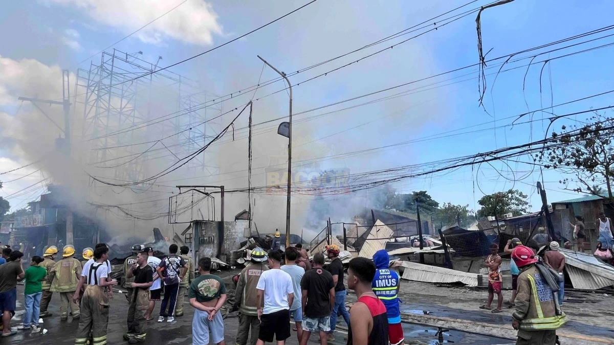 Fire in a commercial area in Sitio Kawayanan, Barangay Talaba 2 in Bacoor City, on April 30 (Photo from the City Government of Bacoor/MANILA BULLETIN)