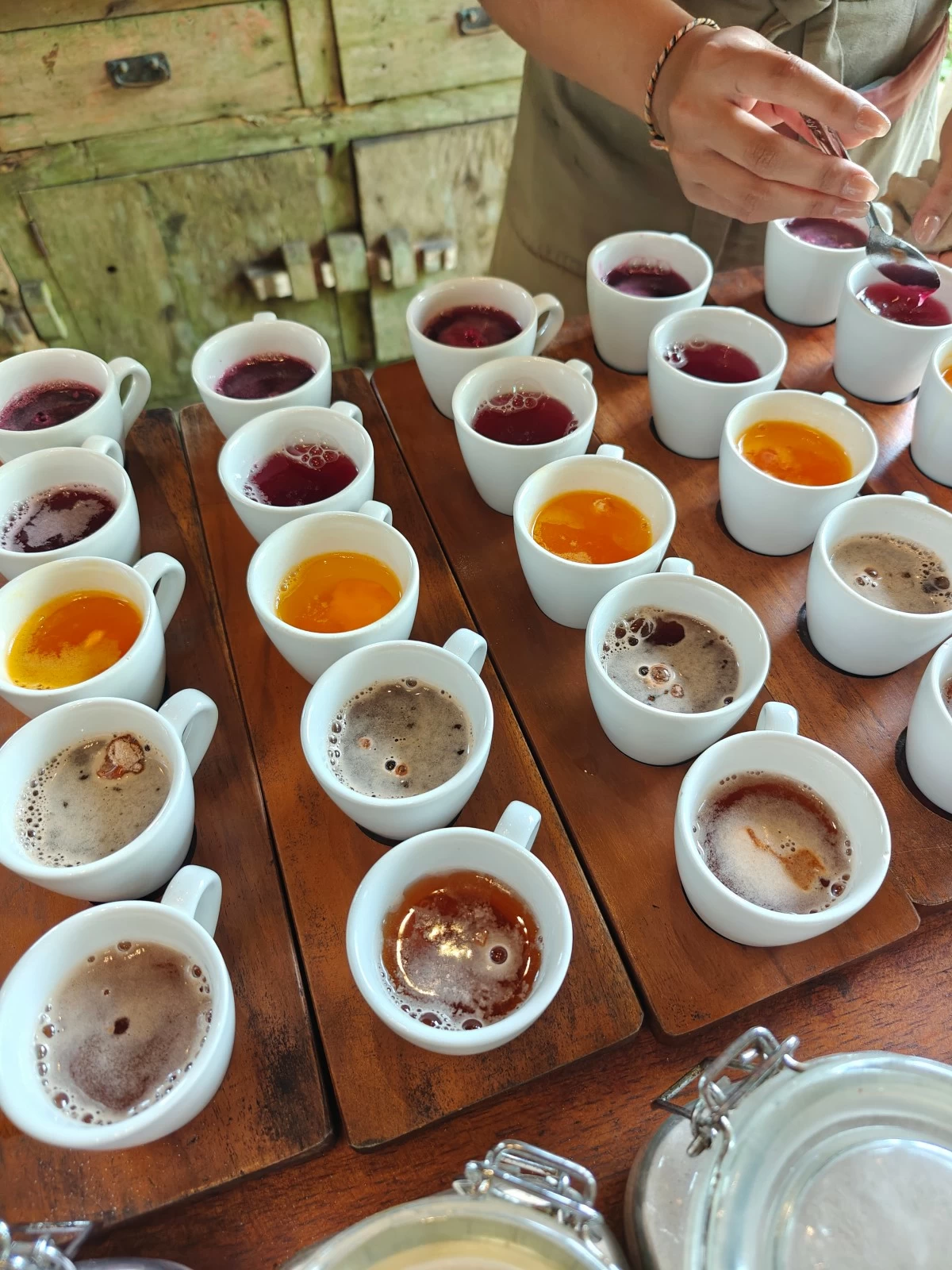 Bali Pulina's special teas and Kopi Luwak (Photo: John Legaspi/Manila Bulletin)