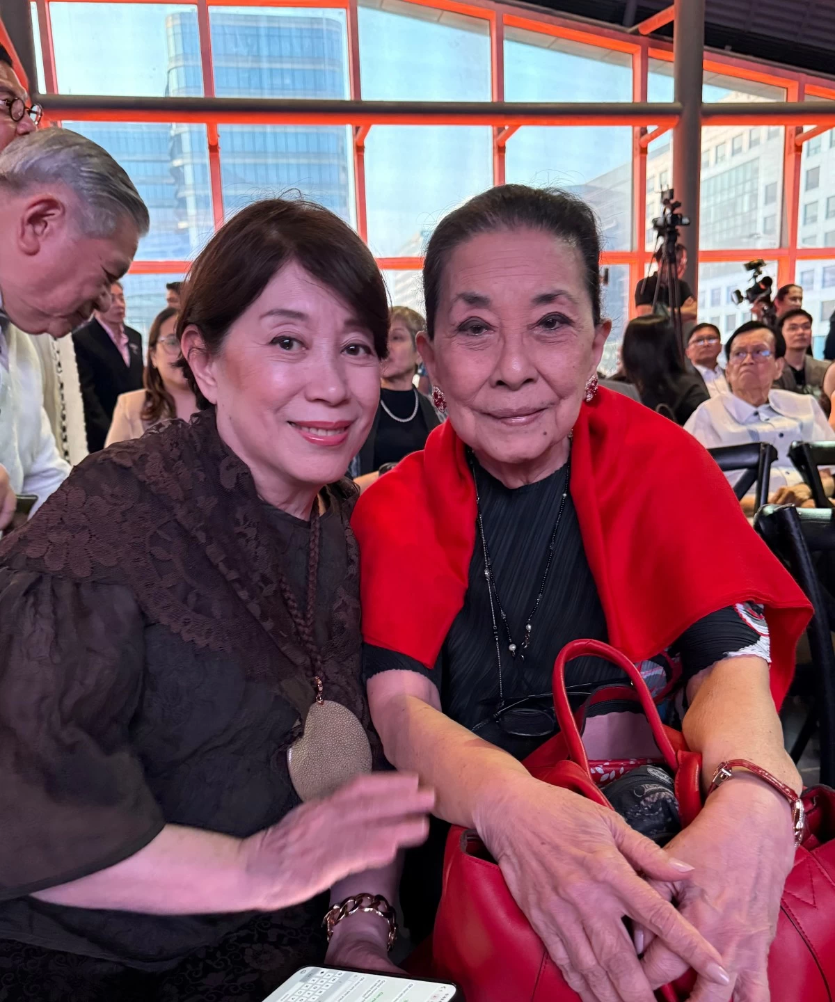 Doris Magsaysay-Ho, president of the Museo de Galeón Foundation, with Helen Yuchengco-Dee. 