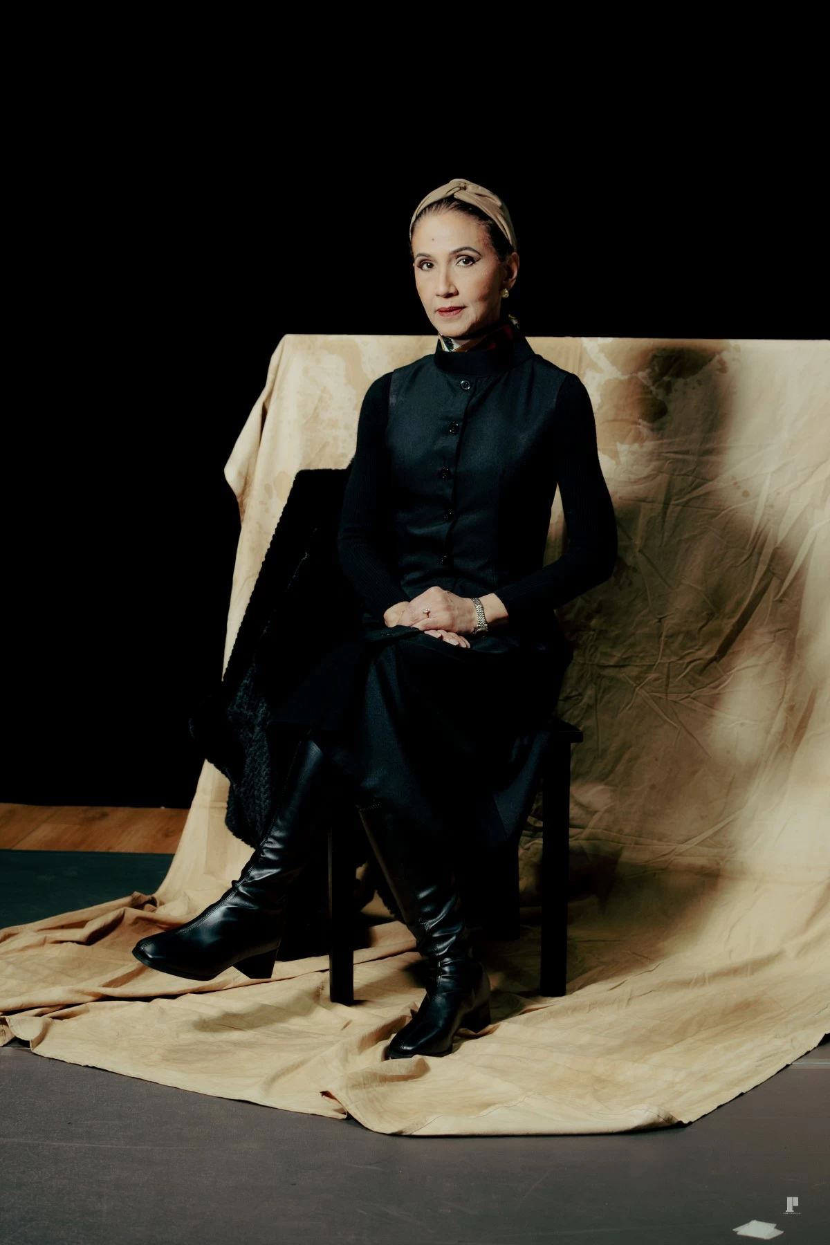(Photo: Paw Castillo | Styling: Joey Mendoza)