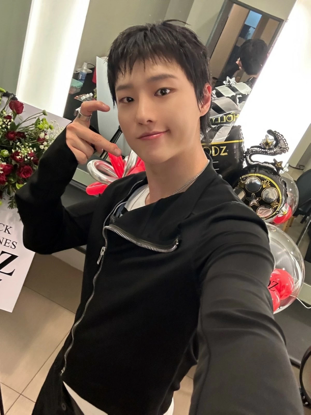 Korean singer Woodz in Manila (X)