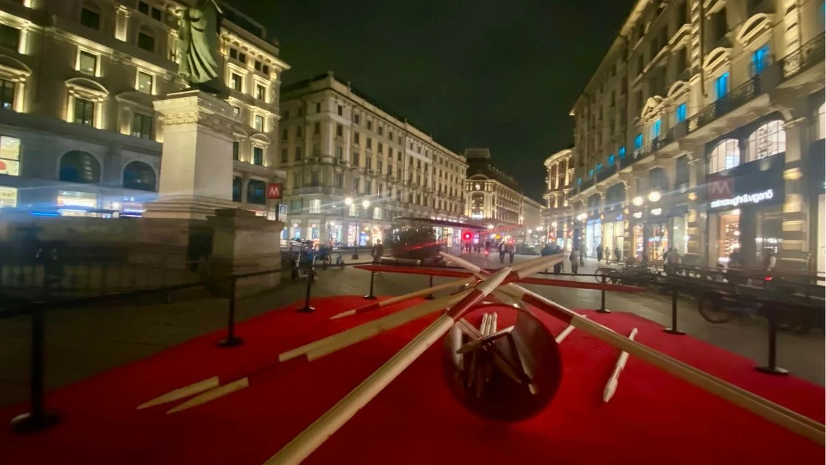 “Equilibria” by architect Michele Perlini at Piazza Cordusio (Photo: J. Albert Gamboa)