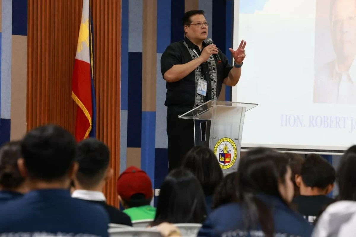 Vice Mayor Dodot Jaworski speaks during the launch of the Summer Art Workshop on May 4. (Photos from Pasig PIO)