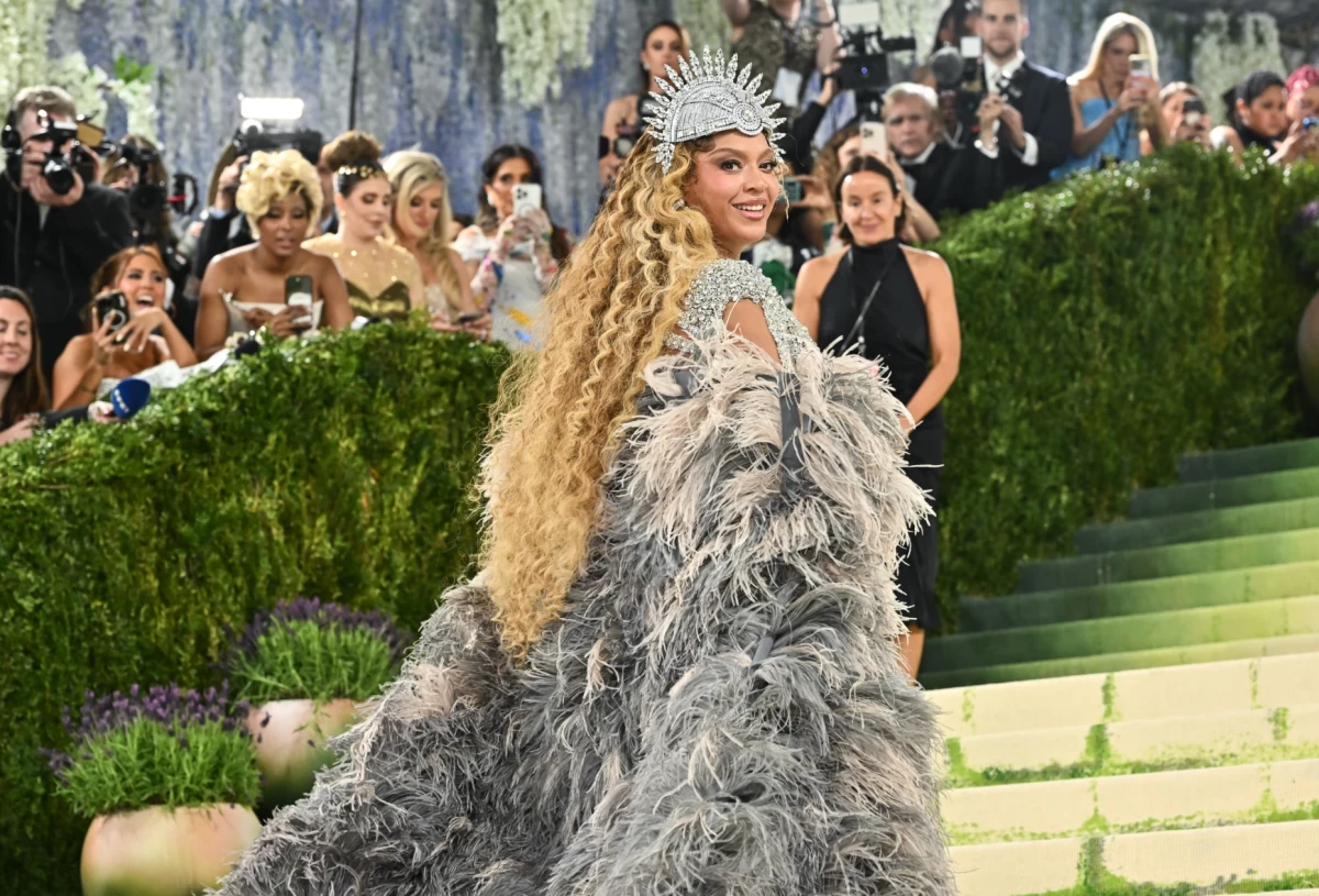 Beyoncé (AP) 