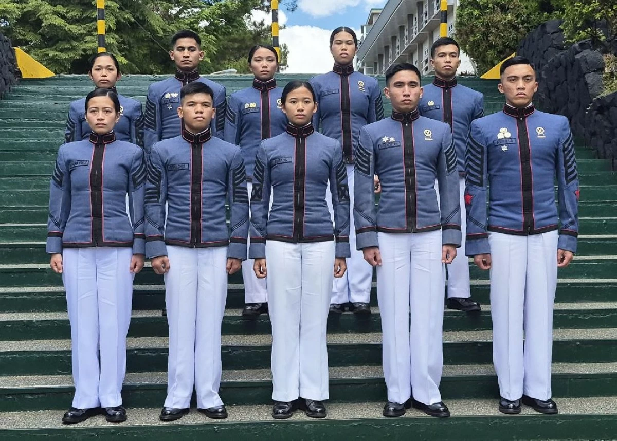 
THE TOP 10 cadets of this year’s Philippine Military Academy Class. Front row: No. 5 Cadet First Class Maeg Adriene Pajarillo Bermudez; No. 3 Cadet First Class Thomas Edgar Isla Sepulchre; No. 1 Cadet First Class Christine Kye Demisina Librada; No. 2 Cadet First Class Mark John Vincent Utlang Catacutan; No. 4 Cadet First Class Ian Harold Durana Hubilla; Back row: No .6 Cadet First Class Cherry Mae Panag Geco; No. 7 Cadet Fist Class Elixa Anya Lumbang Hernandez; No. 9 Cadet First Class Cedric Guingguing Polizon; No. 8 Cadet First Class Catherine Beloa de Chavez, and No. 10 Cadet First Class Mark Clement Dequinto Centina. (Zaldy Comanda)
