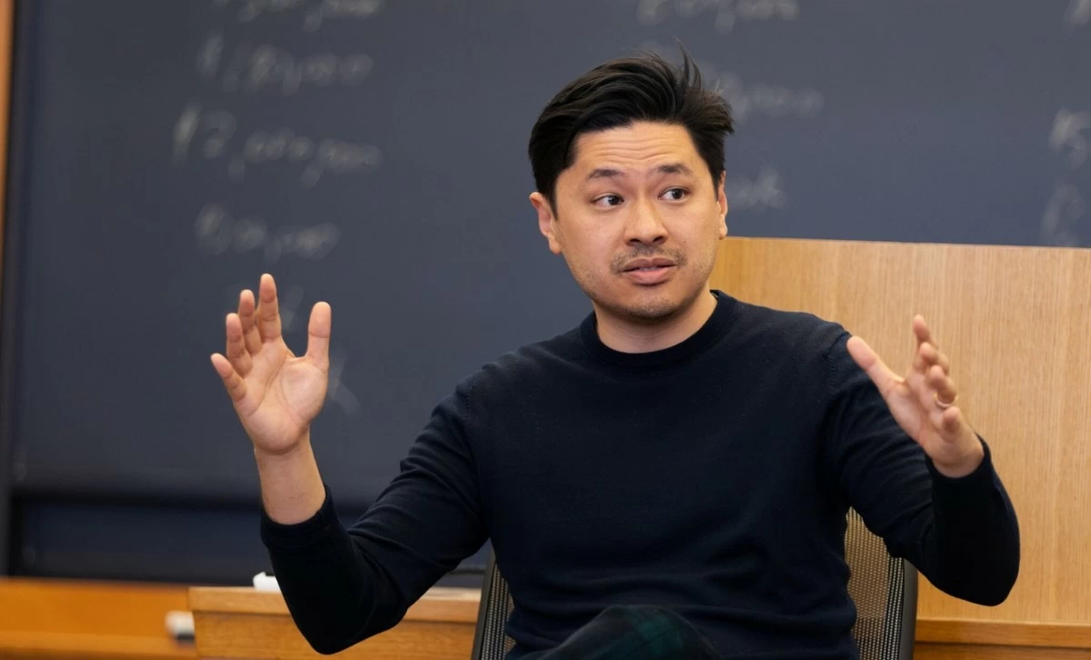 PULITZER WINNER Pablo Torre (Photo: Lorin Granger/Harvard University)