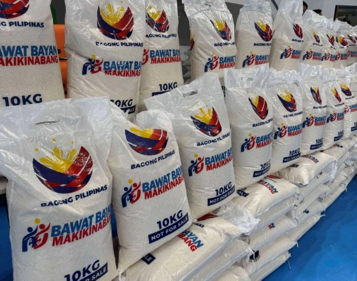 The 10-kilo sacks of rice distributed by President Ferdinand Marcos Jr. in Muntinlupa (Photo from Muntinlupa PIO)