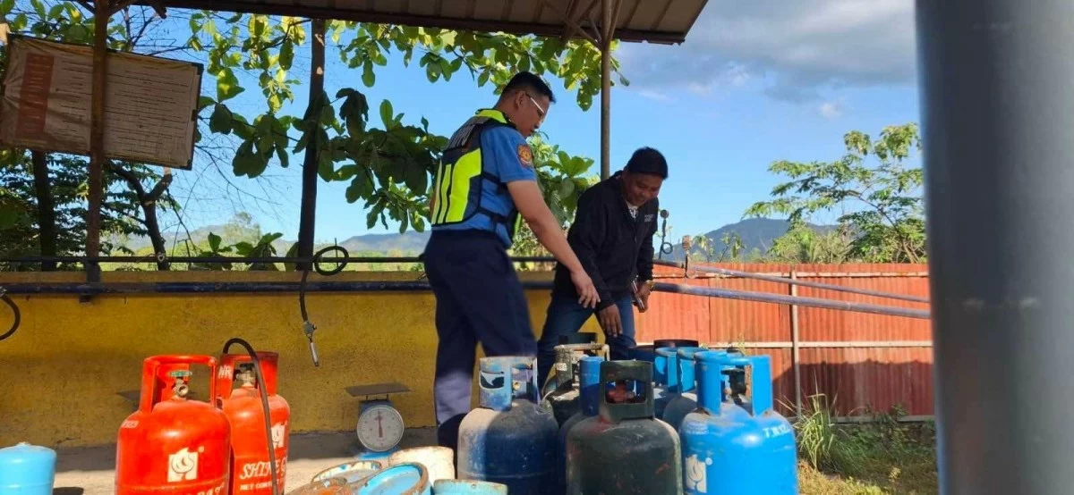 Authorities confiscate LPG equipment worth P8.4 million during a buy-bust operation against illegal LPG trading in Rodriguez, Rizal. (Photos from Rizal PPO)