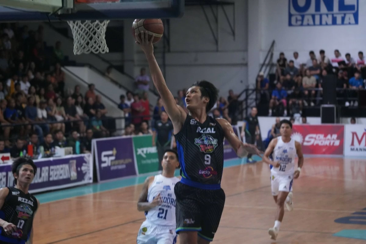 AJ Coronel turns hot for the Rizal Xentromall Golden Coolers. (MPBL)