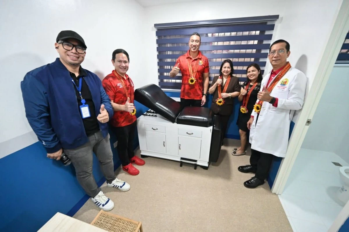 Photos from Mayor Francis Zamora/Facebook