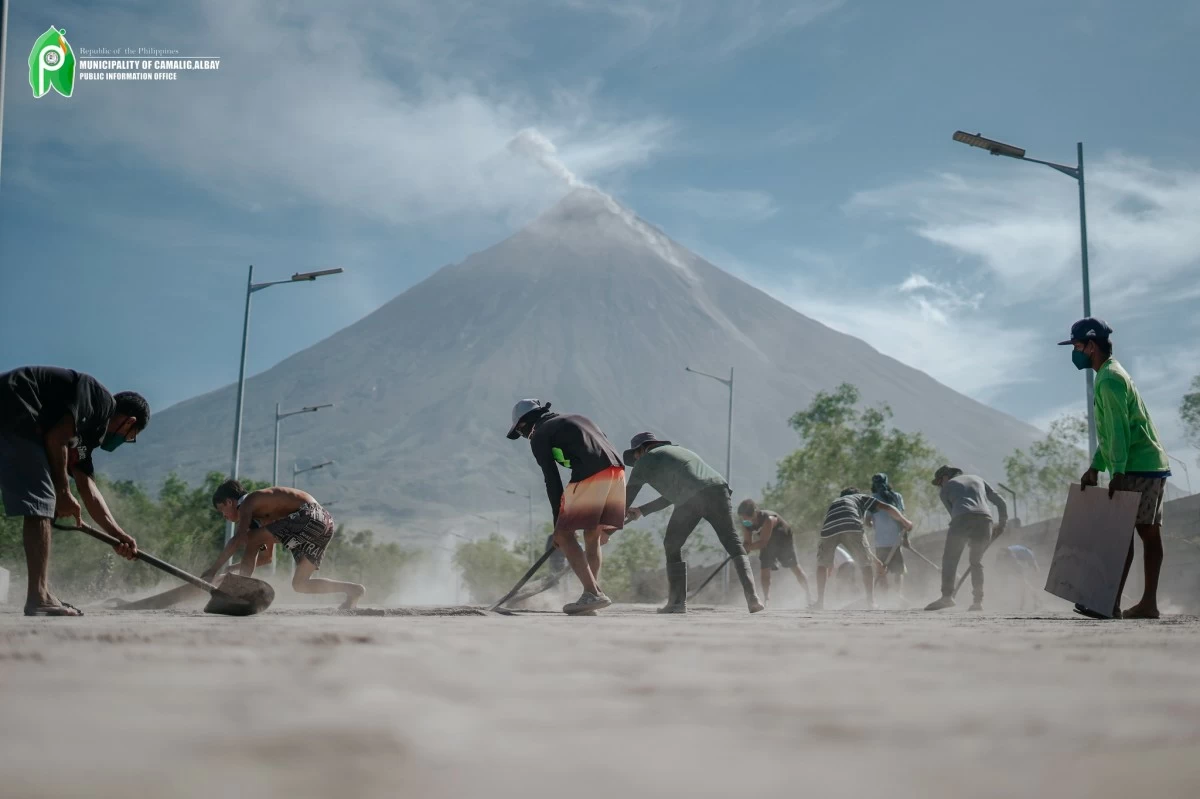 MAYON Volcano (Mayor Caloy Baldo FB)