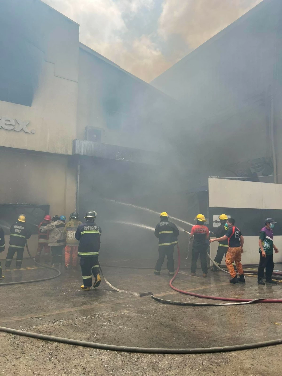 A fire broke out at the First Cavite Industrial Estate in Dasmariñas City on May 8 (Photo from Rep. Kiko Barzaga's Facebook page/MANILA BULLETIN)