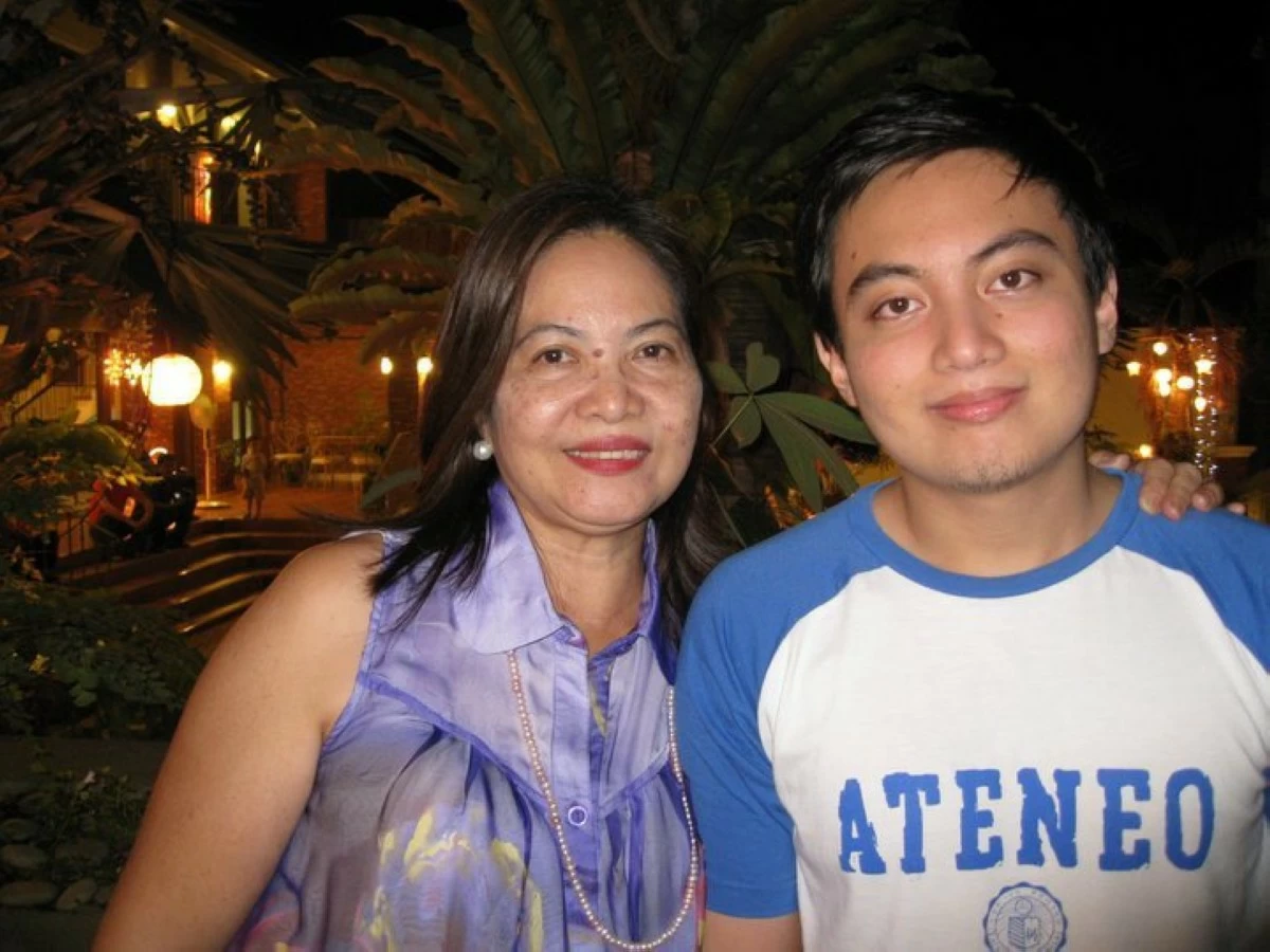 MOMMA’S BOY The author with his mother, Rosalie Rodriguez, whose curiosity, adventurous palate, and love for discovering local food left a lasting mark on his life. (Photo: Feliciano Rodriguez III/Manila Bulletin)
