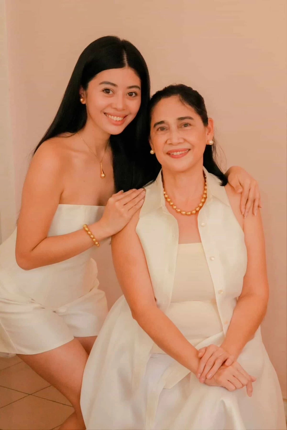 Steffy with mom Victoria (Photo: Steffy Gerona)