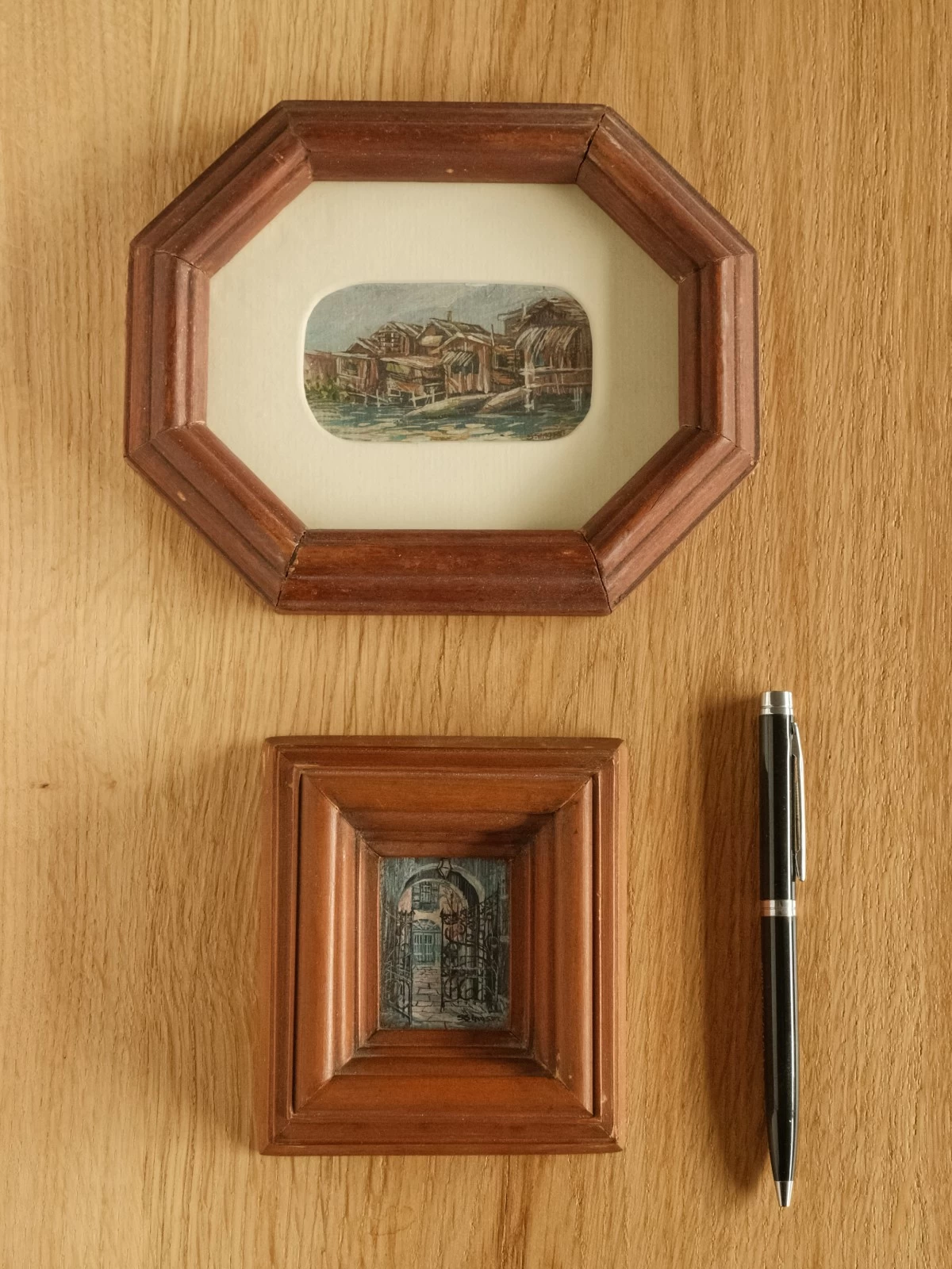 Mommy Wing miniature paintings (Photo: Carmen del Prado)