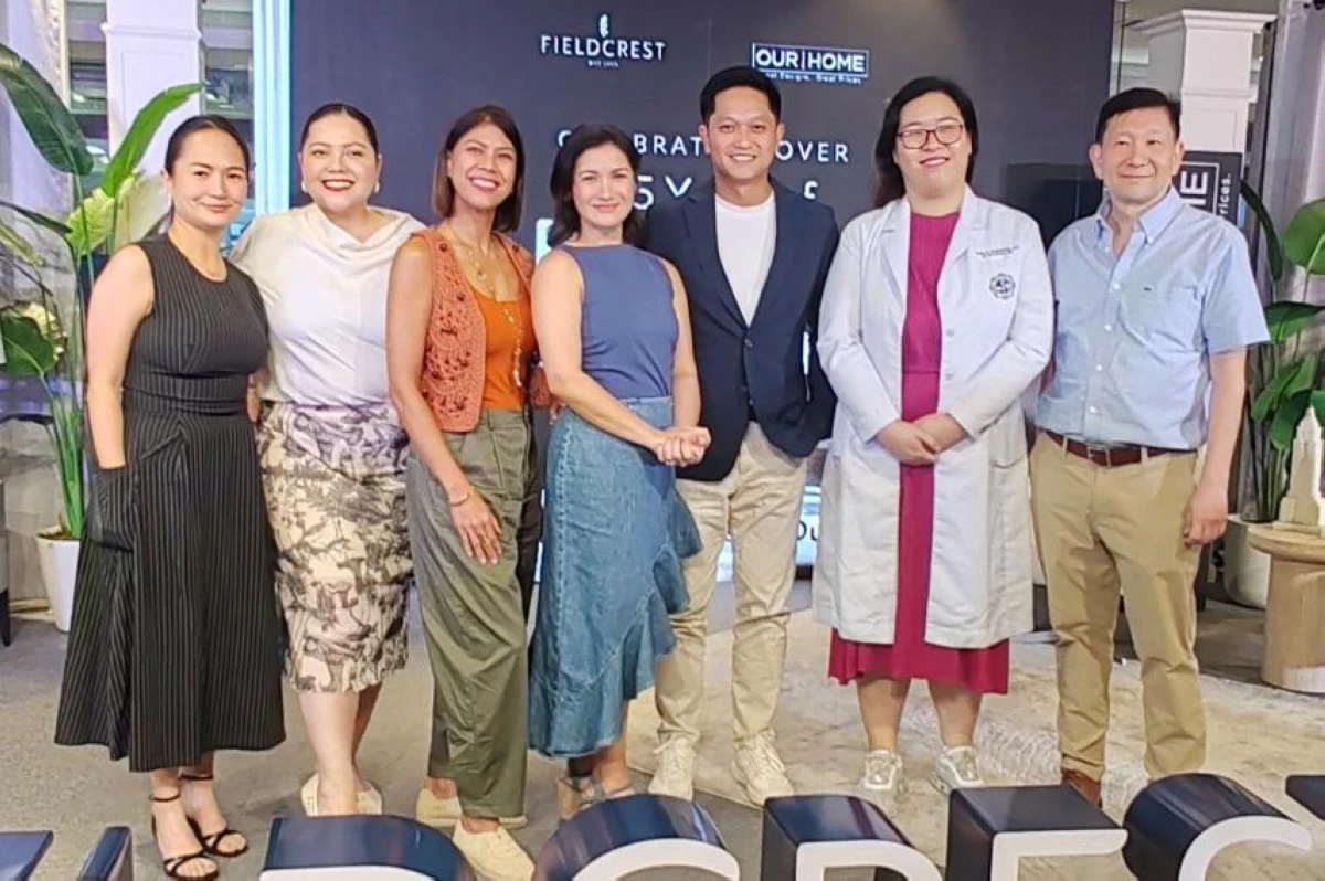 (Second from left) Celebrities MJ Marfori, Suzi Entrata, Camile Prats Yambao and husband VJ Yambao, and Dr. Krislyn Panugayan with Fieldcrest Philippines executives (Photo: Carla Mortel)