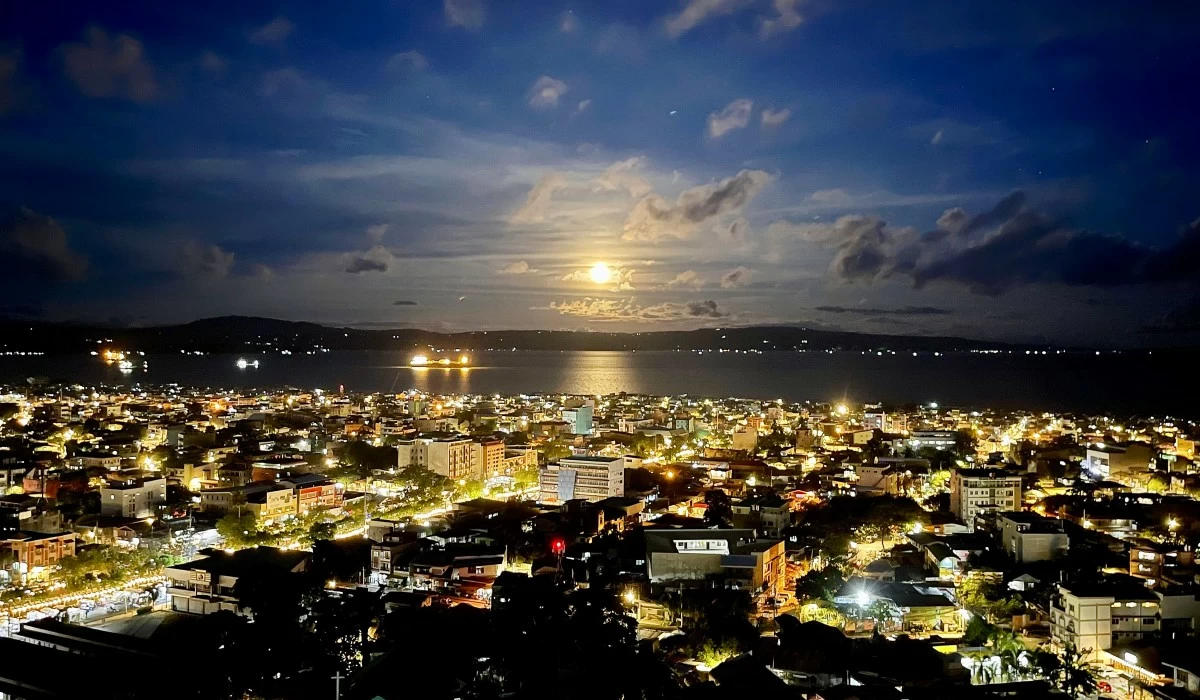 NIGHT LIFE Visiting, living, working, or investing, Davao is consistently ranked No. 1 in the Philippines by varied institutions