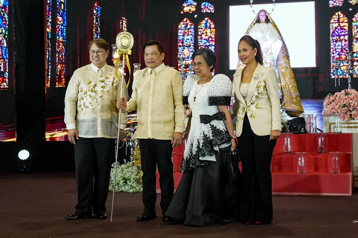 TRADITION LEADERS Ramil Estrope, Atty. Joey Lina and his wife Lory, and Cathy Capistrano (Photo: JL Abrina/Manila Bulletin)