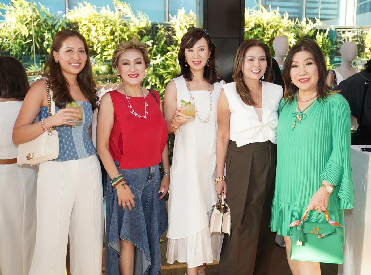 Keana Rustia, Grace Gobing, Carolyn Lee Tan, Joy Rustia, and Connie Haw
