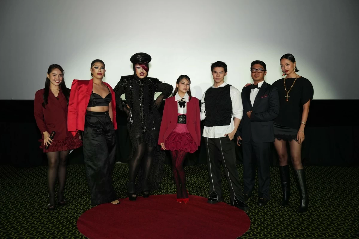 (From left)Jaz Estorninos, Arizona Brandy, Hana Beshie, Shayne Kirsten, Shaun Ocrisma, MJ Mutuc, and Charlene Almarvez
