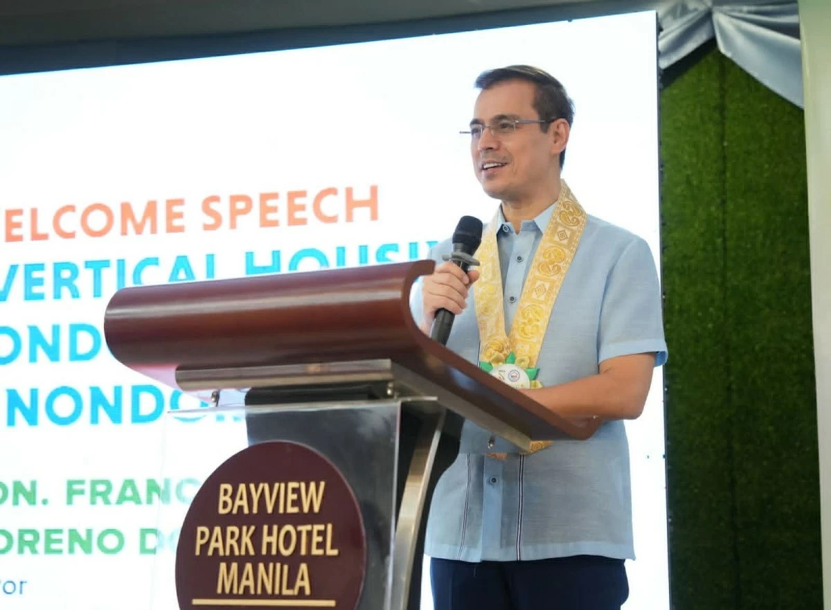 Manila Mayor Francisco "Isko Moreno" Domagoso speaks before the members of the hundreds of real estate practitioners at the National Real Estate Association’s 30th NREA-DHSUD National Convention. (Photos courtesy of the Manila Public Information Office)