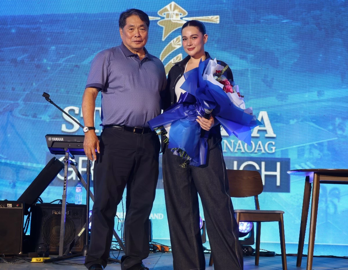 Sta. Lucia Land President Exequiel Robles with Sta. Lucia Brand Ambassador Bea Alonzo (Photo: Sta. Lucia Land)