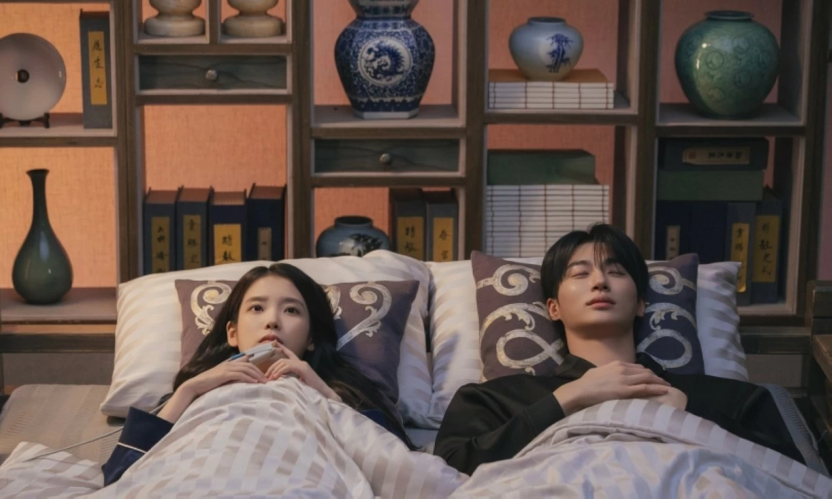 IU and Byeon Woo-seok in 