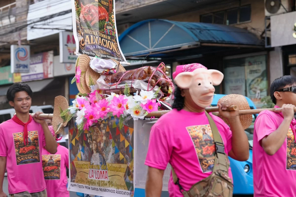 Colorful floats featuring La Loma’s signature lechon take center stage during the Lechon Parade of the La Loma Lechon Festival 2026 in Quezon City, drawing residents and visitors. (Photo courtesy of the Quezon City Government)