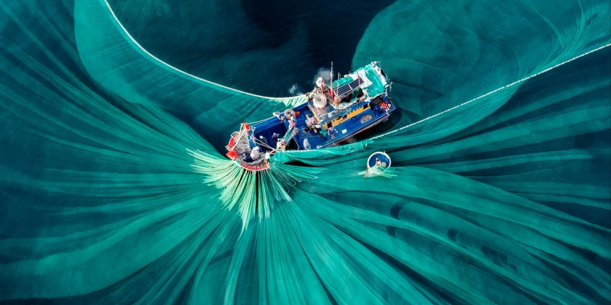 “Silk of the Sea” by Cao Thi Ngoc Diem, finalist of The Pano Awards Southeast Asia Open Photographer of the Year 2025, capturing silk washing in Phu Yen Vietnam.