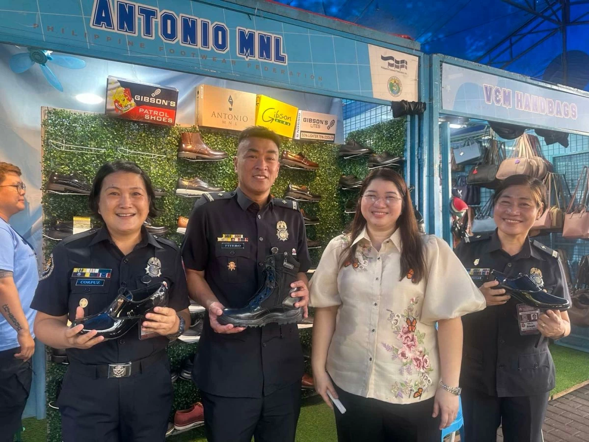 Marikina City Mayor Marjorie Ann “Maan” Teodoro and First District Representative Marcelino “Marcy” Teodoro lead the official opening of the Balik Eskwela Shoe Bazaar at the Marikina Freedom Park on Monday, May 18, 2026. The bazaar features 39 stalls selling shoes and leather goods from members of the Philippine Footwear Federation, Inc. (PFFI) and will run until June 21, 2026. (Photos from Marikina LGU)