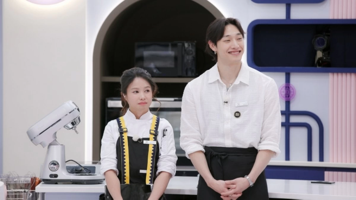 Filipino pastry chef Jessica Panoy (left) and model Bae Min-ki in 