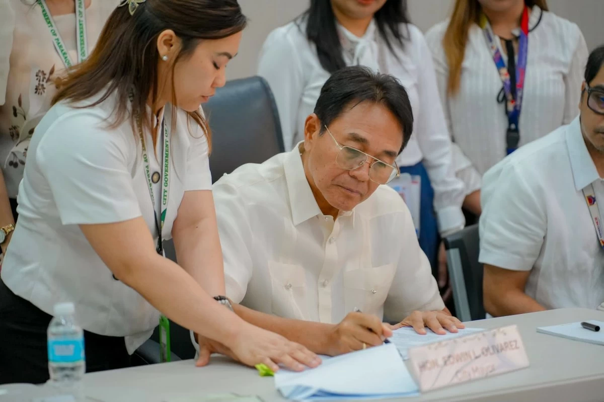 Mayor Edwin Olivarez (Photo from Paranaque PIO FB page)