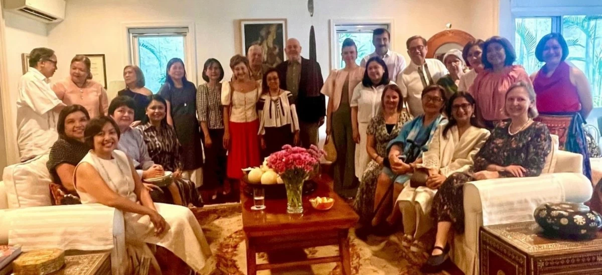 Ambassador Delia Domingo Albert, Former Secretary of Foreign Affairs of the Philippines, hosted a merienda cena at her residence with DFA and DENR dignitaries, colleagues, and friends from the diplomatic community gathered to honor Ambassador Räduta-Dana Matache