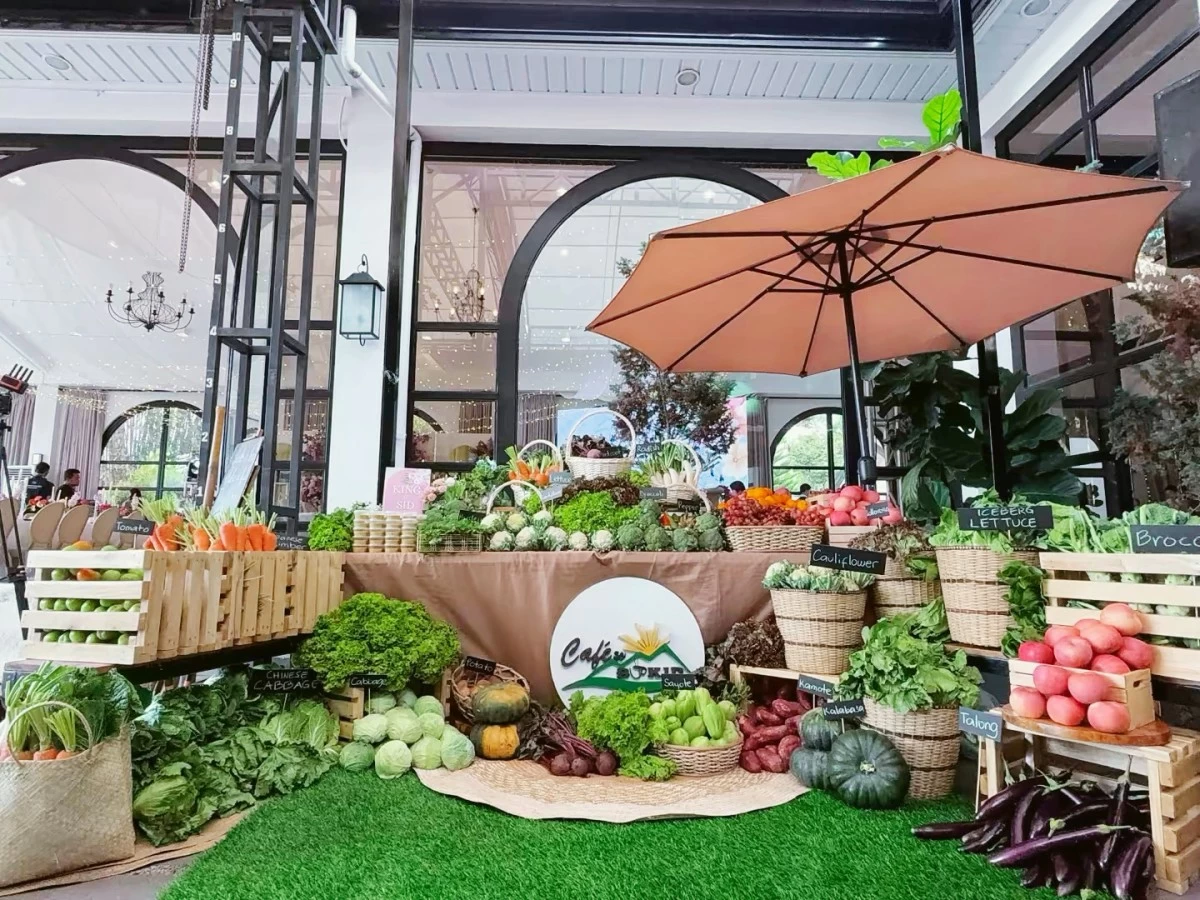 VEGETABLE SOUVENIR BOOTH set up by Café sa Bukid at a wedding in Bukidnon.