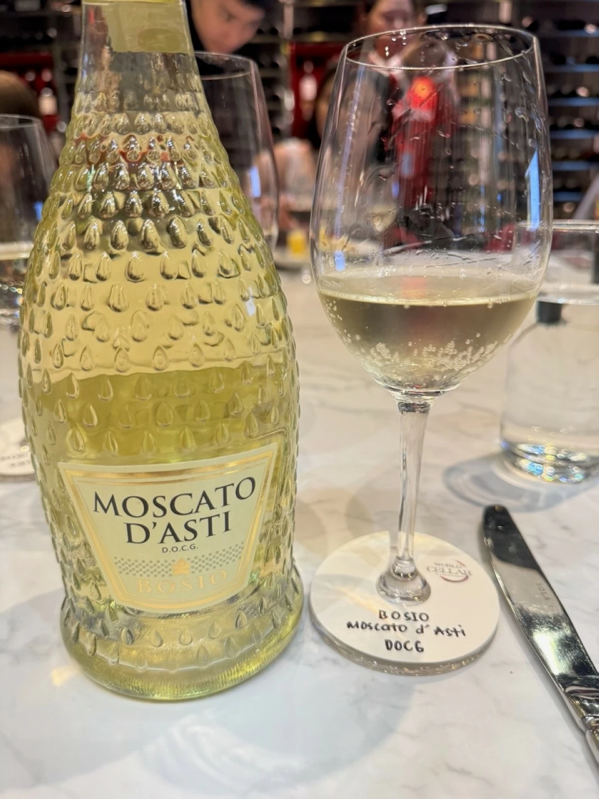 DREAM POUR FOUND A bottle of Moscato d’Asti becomes the standout discovery during the wine pairing event (Photo: Feliciano Rodriguez III/Manila Bulletin)