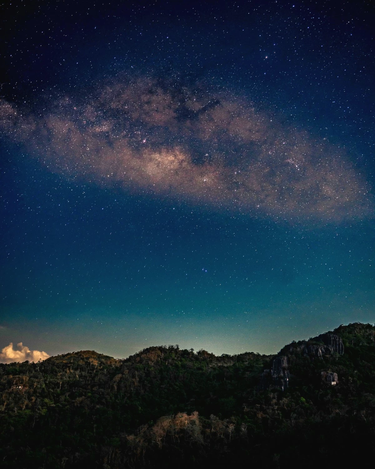 Dark skies require protection from light pollution.
(Image by Renz Perez/MGFI)