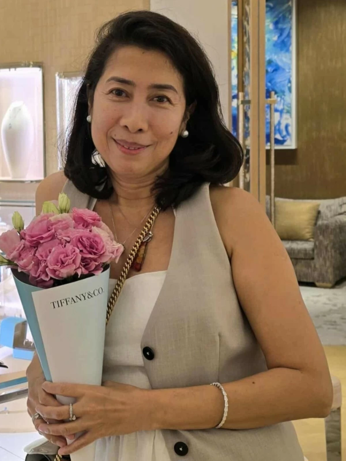 MEET THE ARTIST Connie Masilang-Obemio