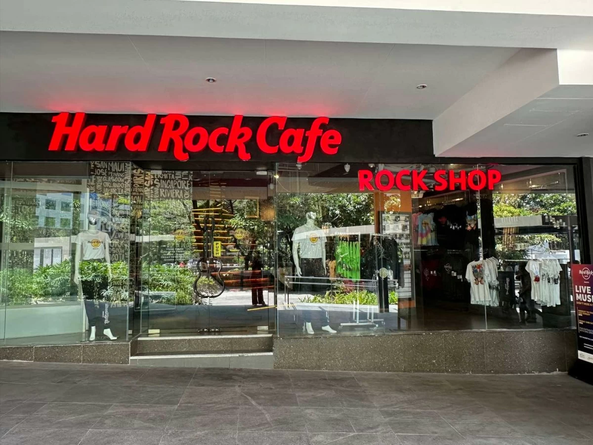 Hard Rock Cafe in Makati 