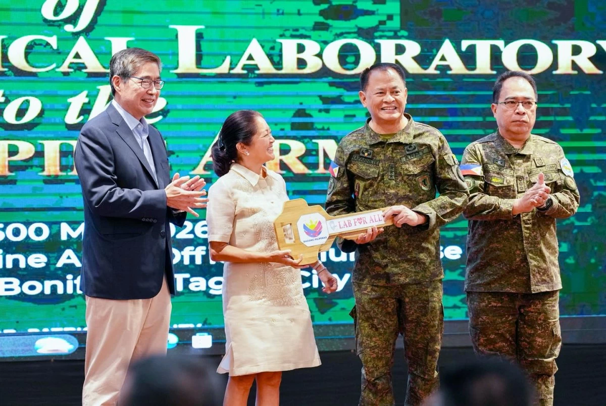 First Lady Liza Marcos highlights the deployment of 11 mobile laboratory vans for the Philippine Army to improve healthcare access for soldiers and their families, especially those stationed in remote areas. (Photo from Liza Marcos Facebook page)