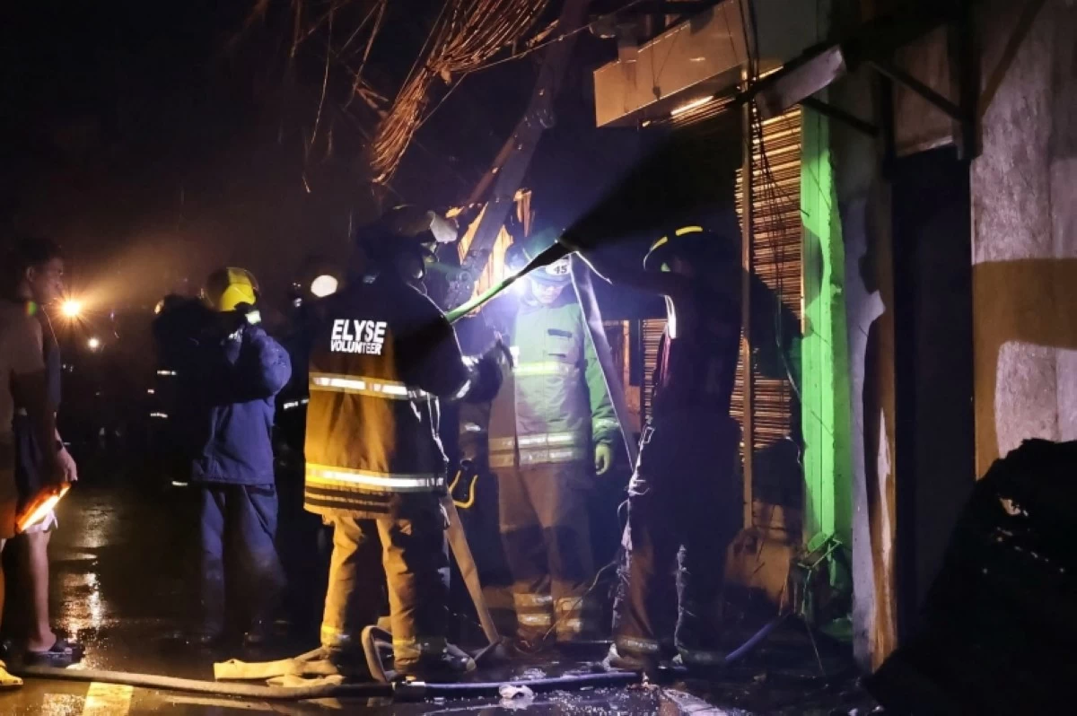 The fire in Barangay Sta. Ana, Taguig on May 25 (Photo from the Taguig City government) 